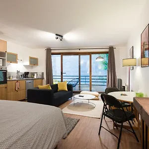 Du Musee Appartement
