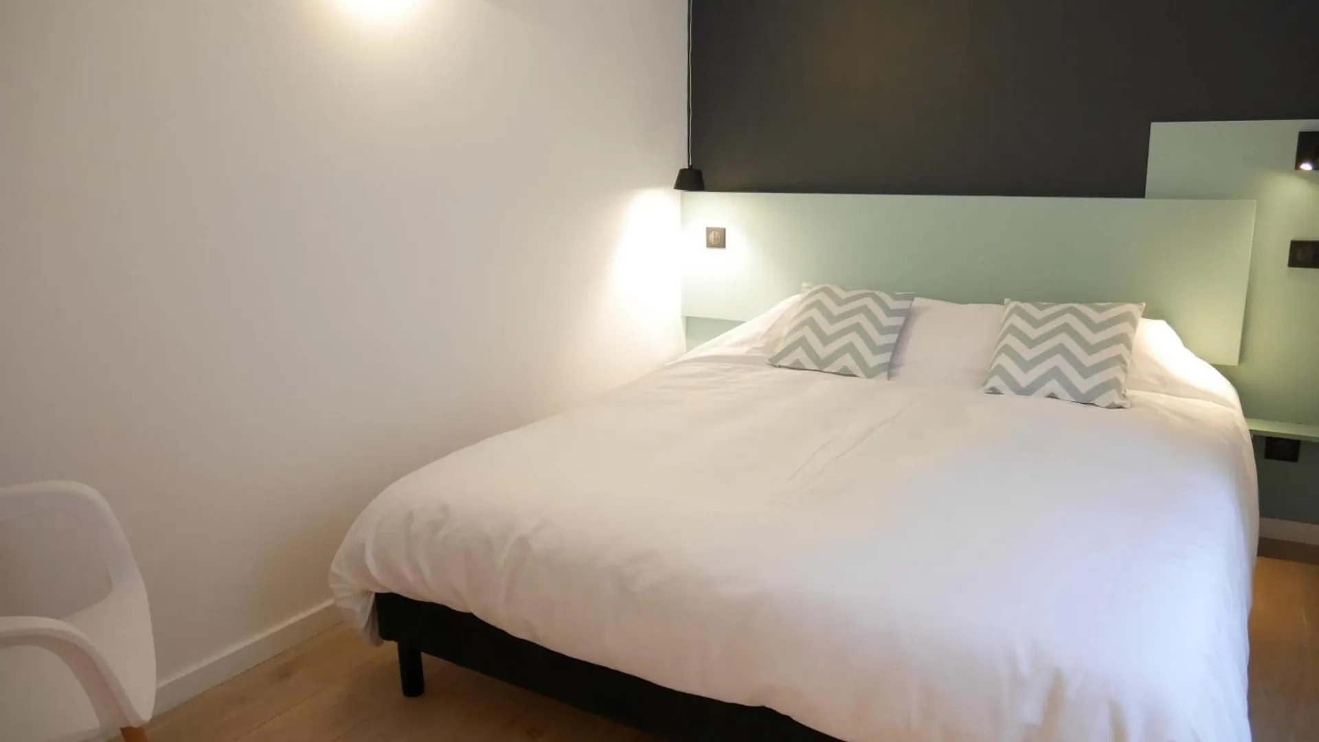 Appartement Au Chat Qui Dort Lille - Archives 18